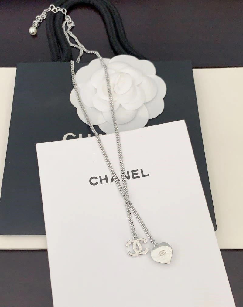 UrbanStyle Chanel Necklaces 223412