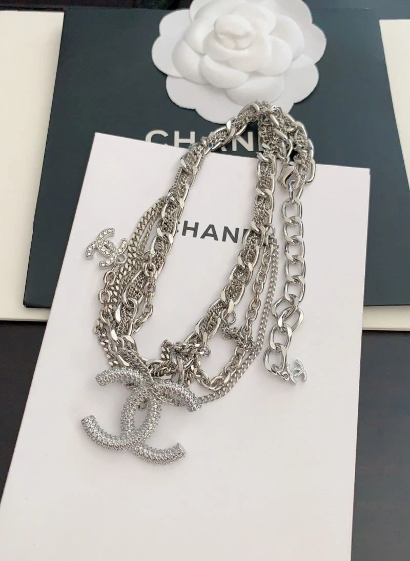 Stylish Chanel Necklaces 223425