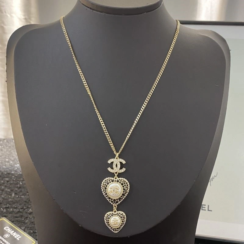 Timeless Chanel Necklaces 223427