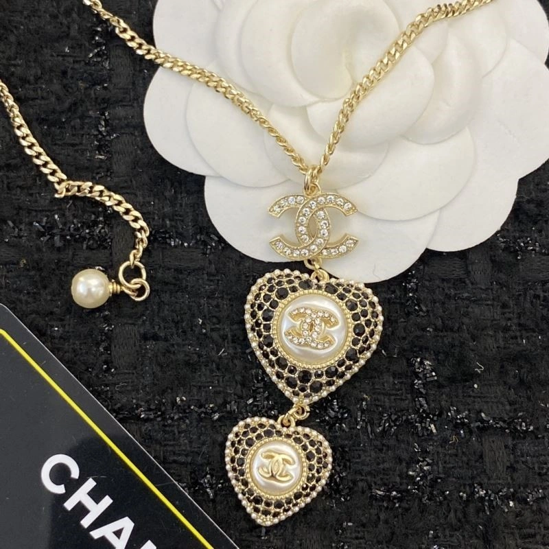 Timeless Chanel Necklaces 223427