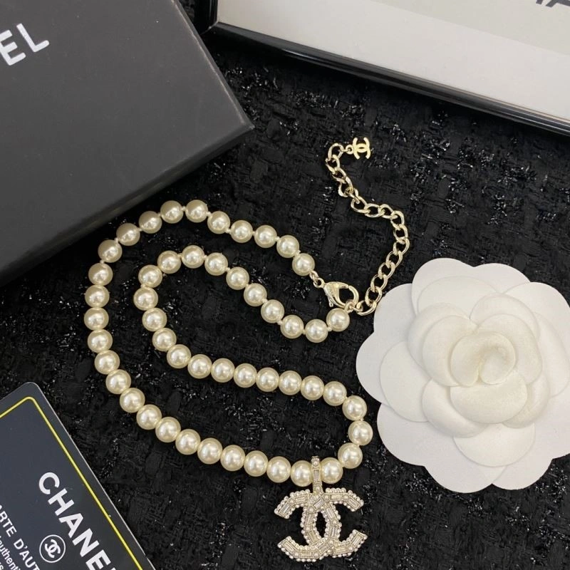 Premium Chanel Necklaces 223402