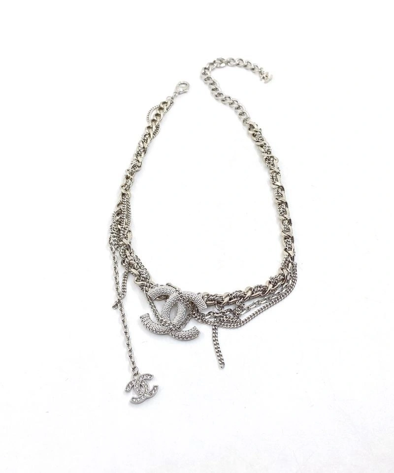 WaterResistant Chanel Necklaces 223399