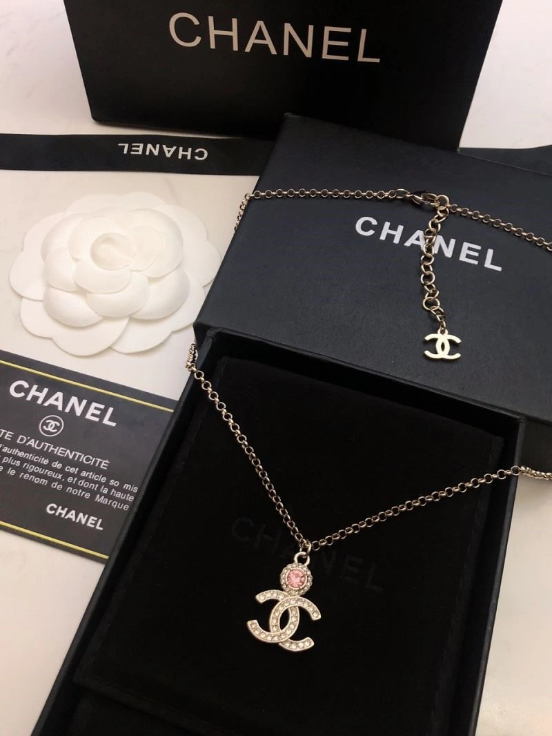Timeless Chanel Necklaces 223404