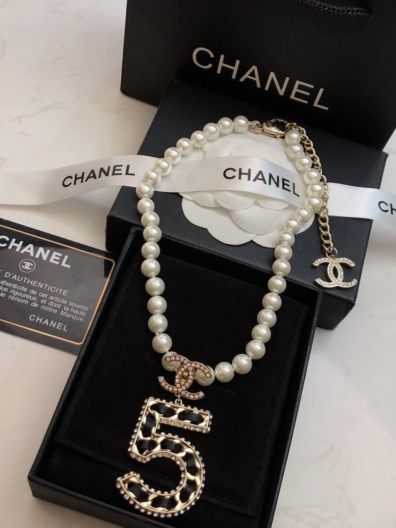 Fashionable Chanel Necklaces 223400