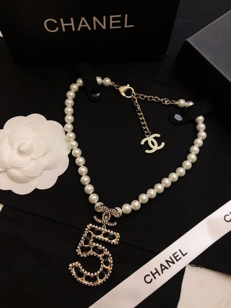 Fashionable Chanel Necklaces 223400