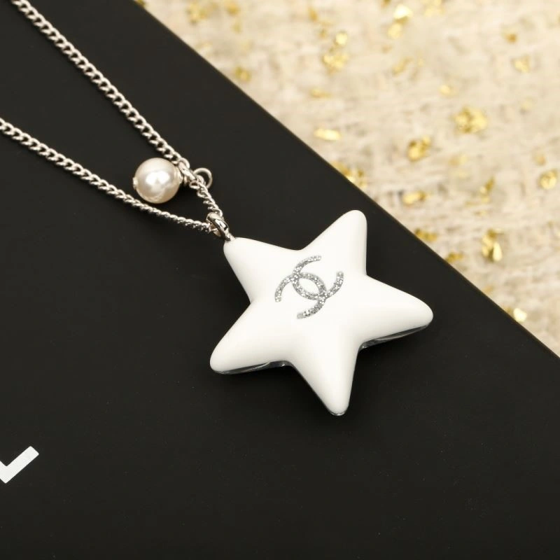 Chanel Necklaces Effortless 223424