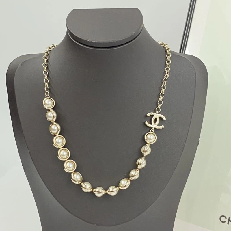Chanel Necklaces Sporty 223391