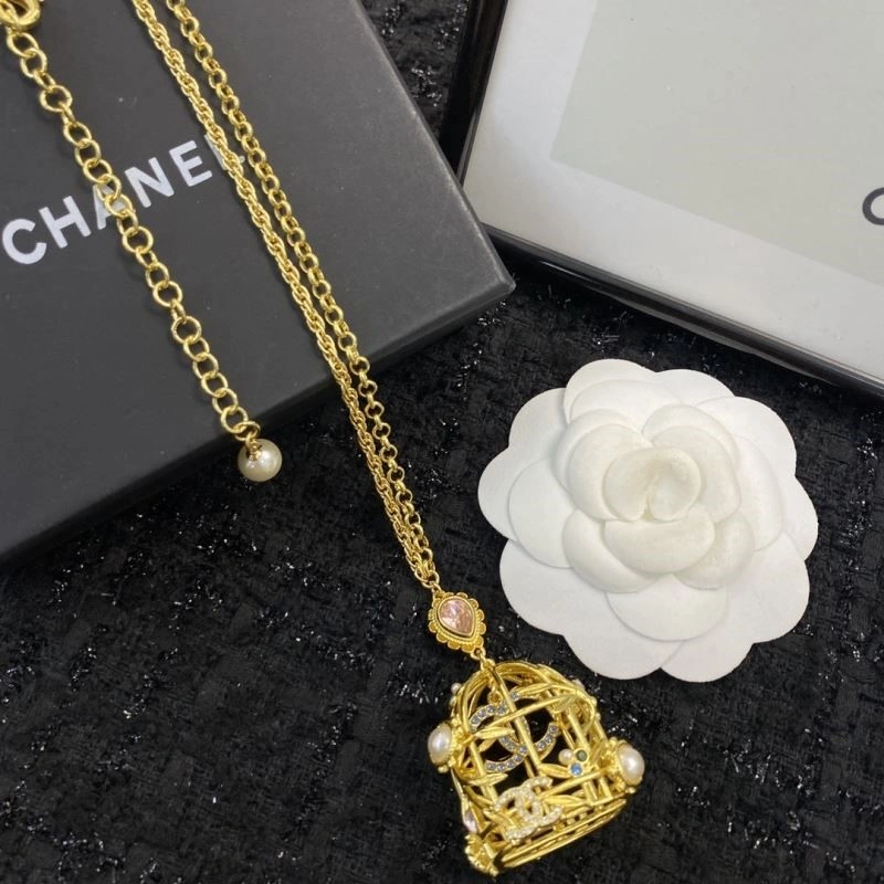 Chanel Necklaces Sporty 223433