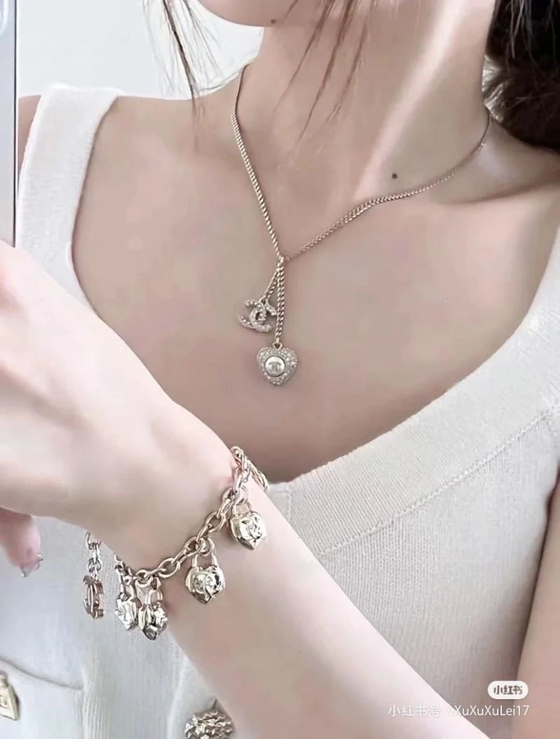 Chanel Necklaces RelaxedFit 223379