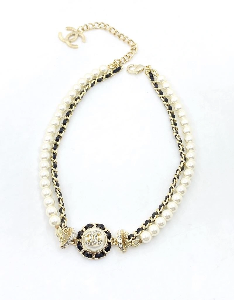 Stylish Chanel Necklaces 223370
