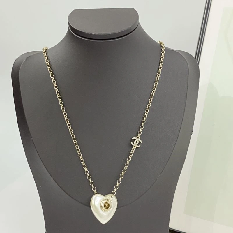 Trendy Chanel Necklaces 223374