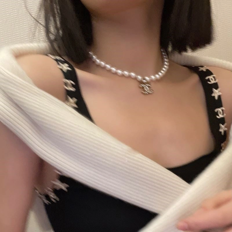 Chanel Necklaces Unisex 223414
