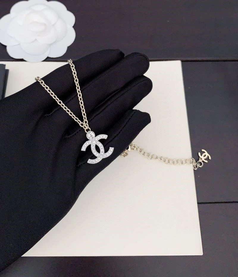 Unique Chanel Necklaces 223361