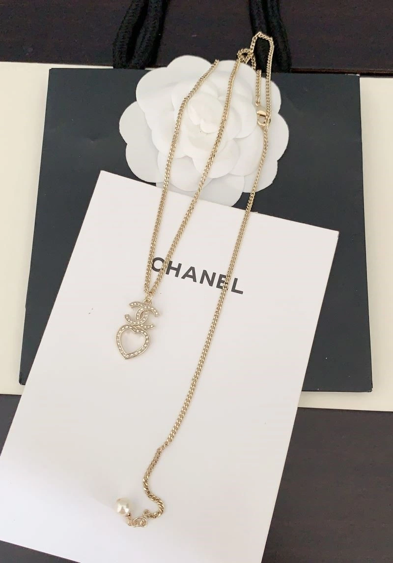 Stylish Chanel Necklaces 223411