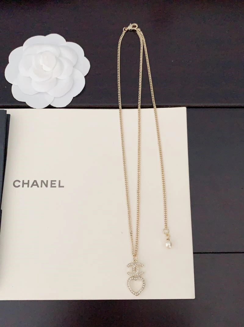 Stylish Chanel Necklaces 223411