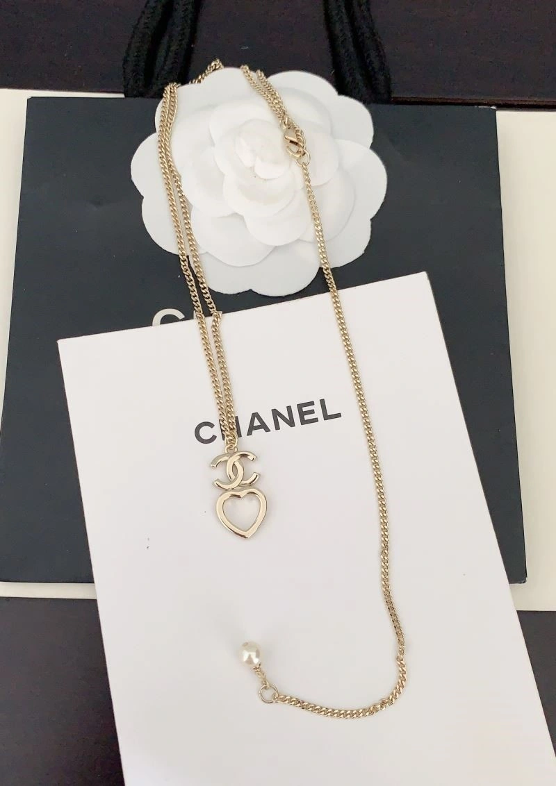 Stylish Chanel Necklaces 223411