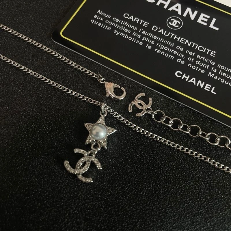 Chanel Necklaces Bright 223365