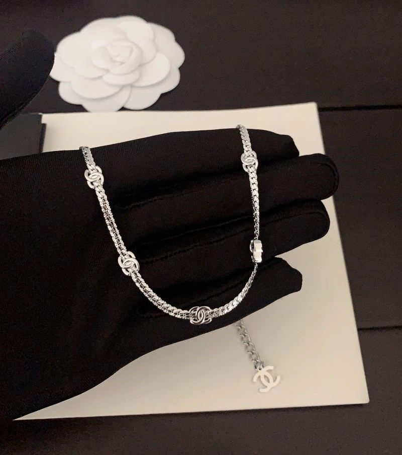 Breathable Chanel Necklaces 223363