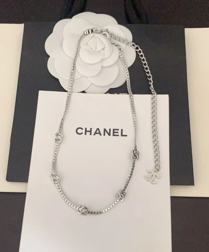 Breathable Chanel Necklaces 223363