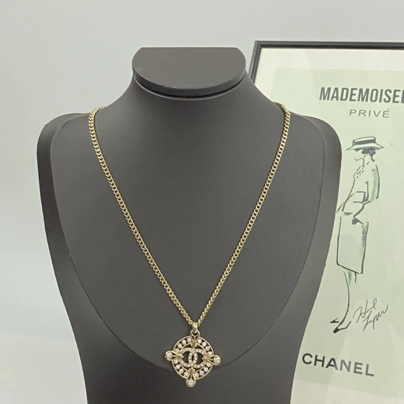 Chanel Necklaces Casual 223356