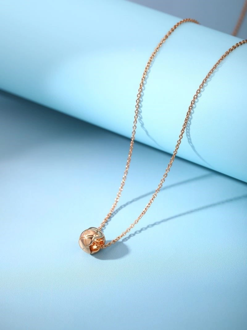 Classic Chanel Necklaces 223334