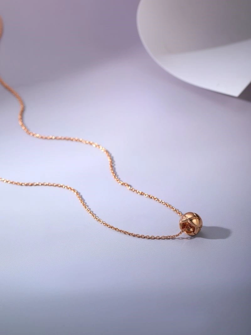 Classic Chanel Necklaces 223334