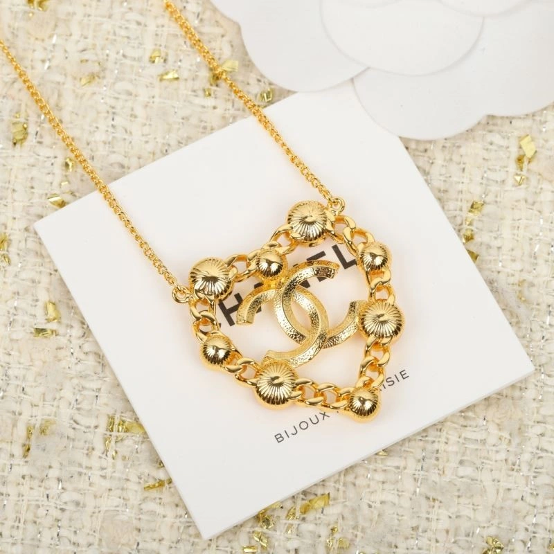 Chanel Necklaces Stylish 223339