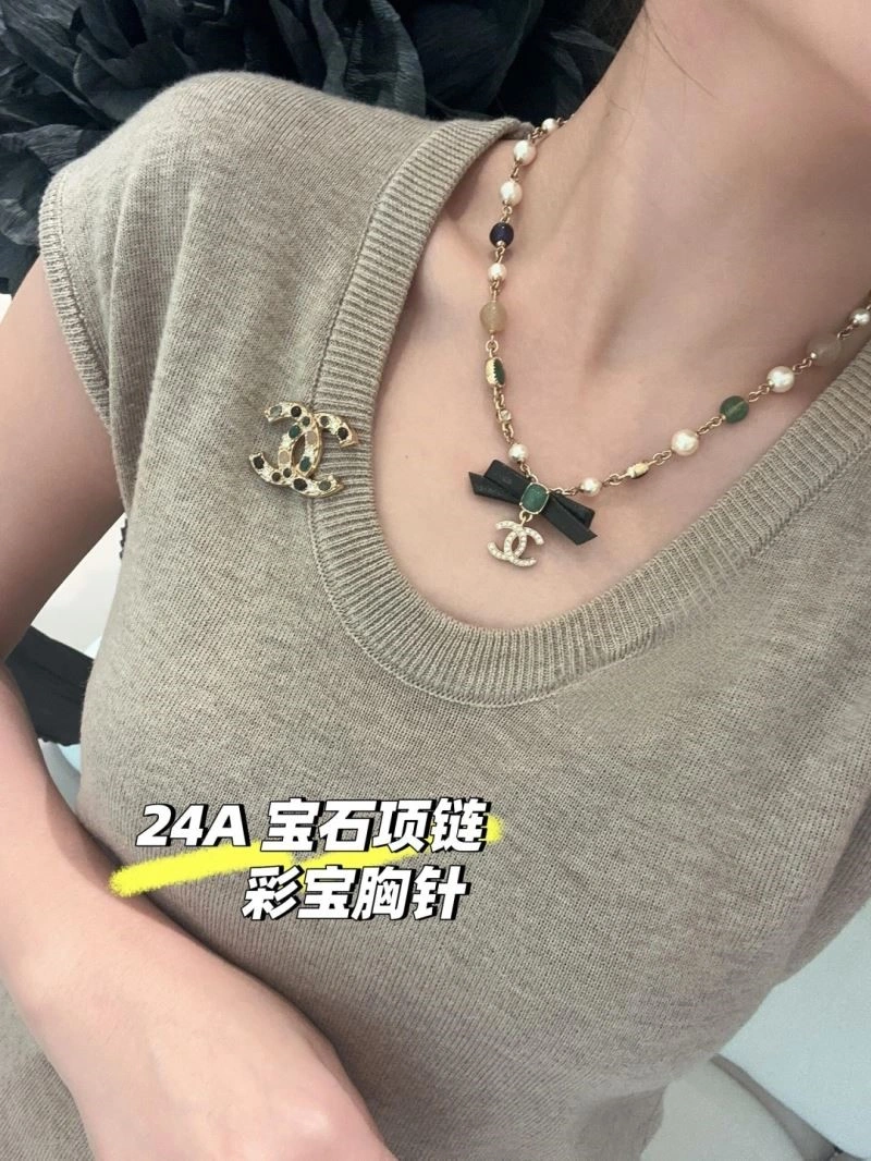 MoistureWicking Chanel Necklaces 223341