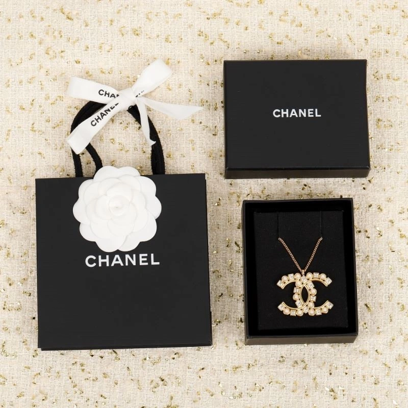 Chanel Necklaces Refined 223382