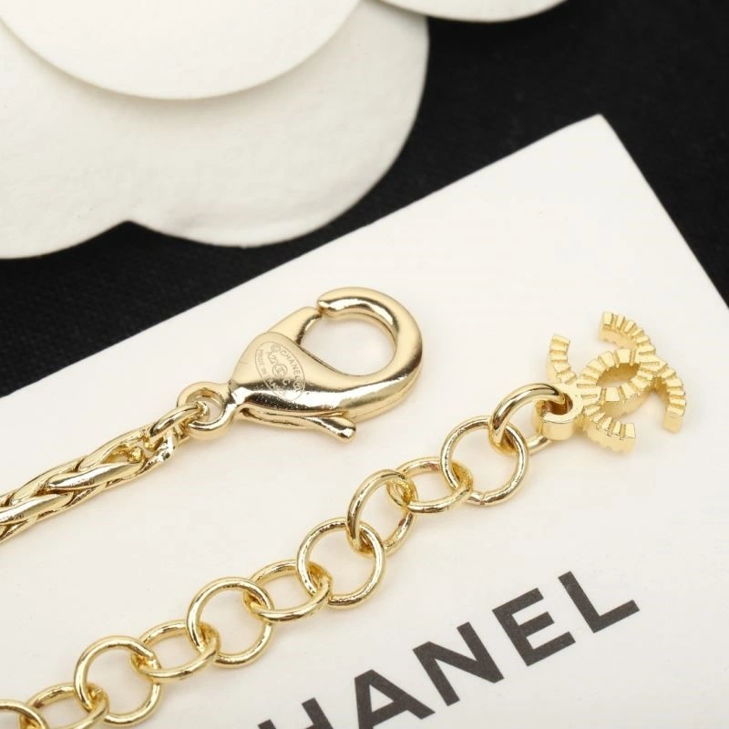 Chanel Necklaces Comfortable 223375