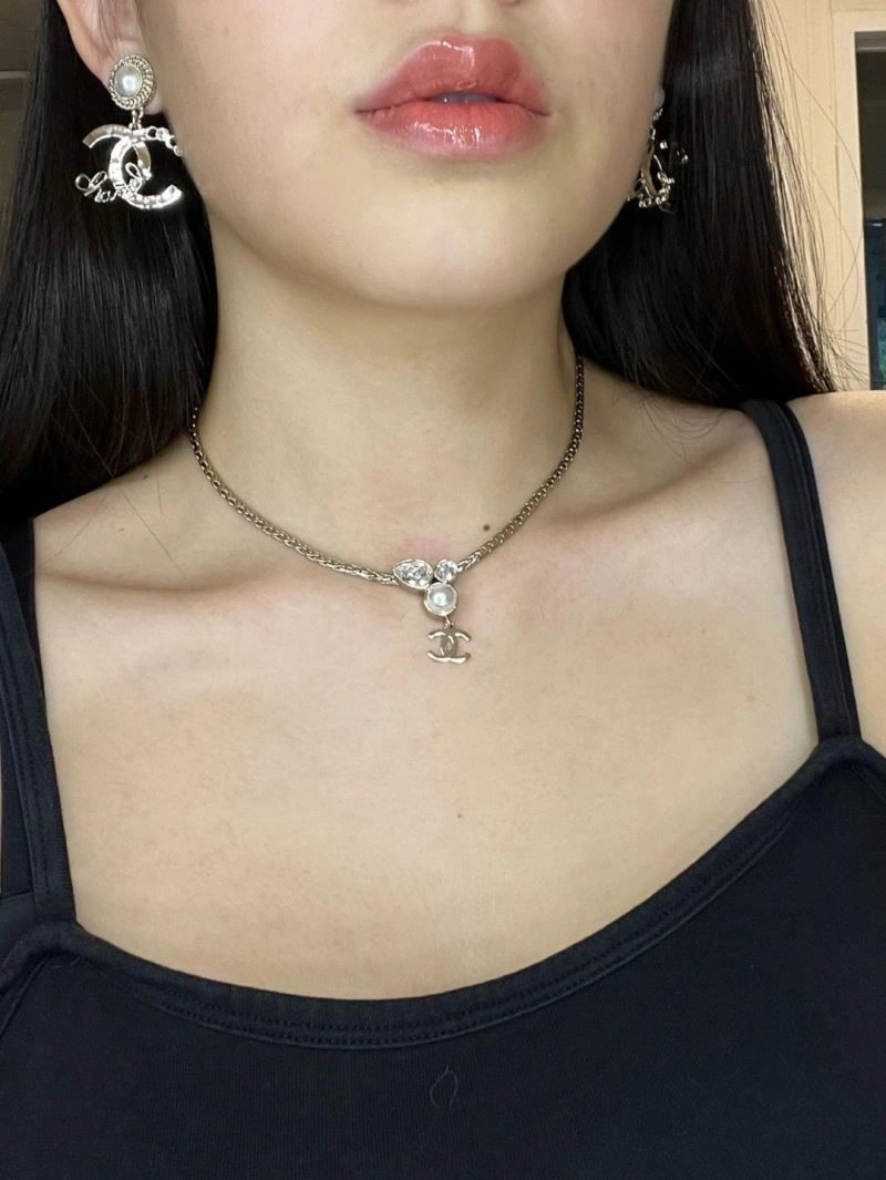 Chanel Necklaces Comfortable 223375