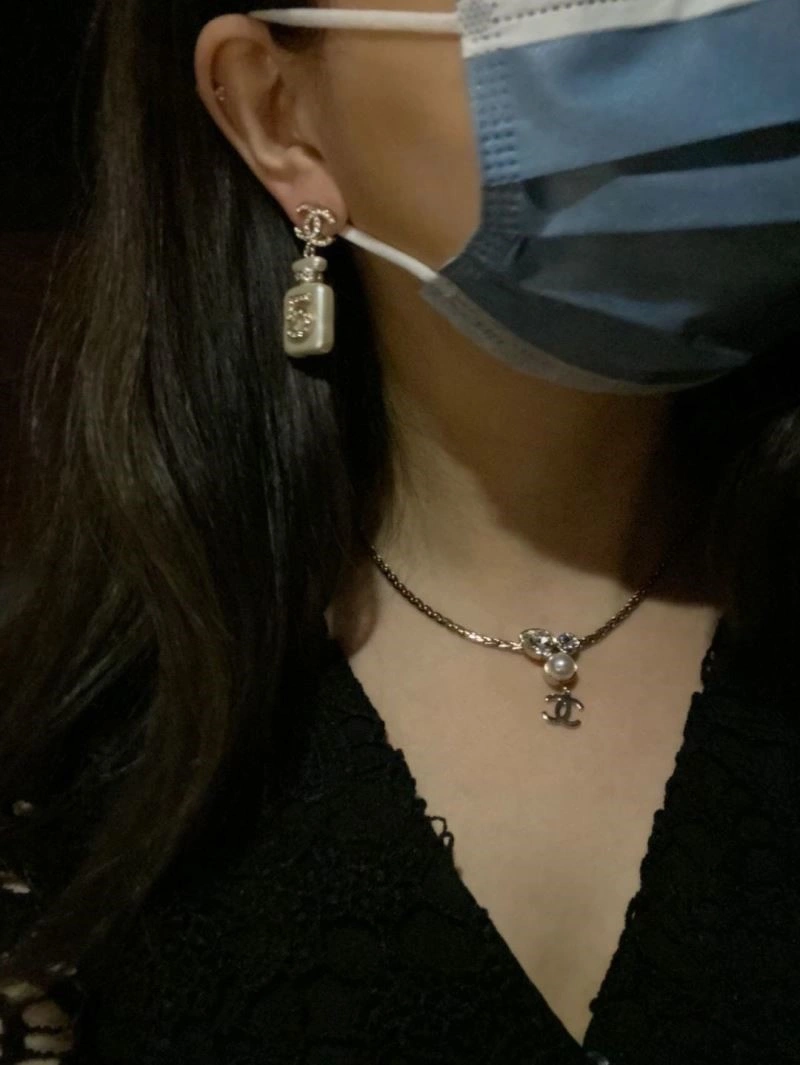 Chanel Necklaces Comfortable 223375