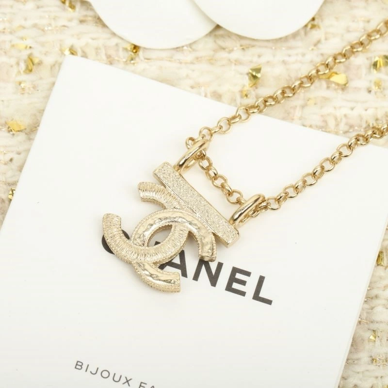 Chic Chanel Necklaces 223338