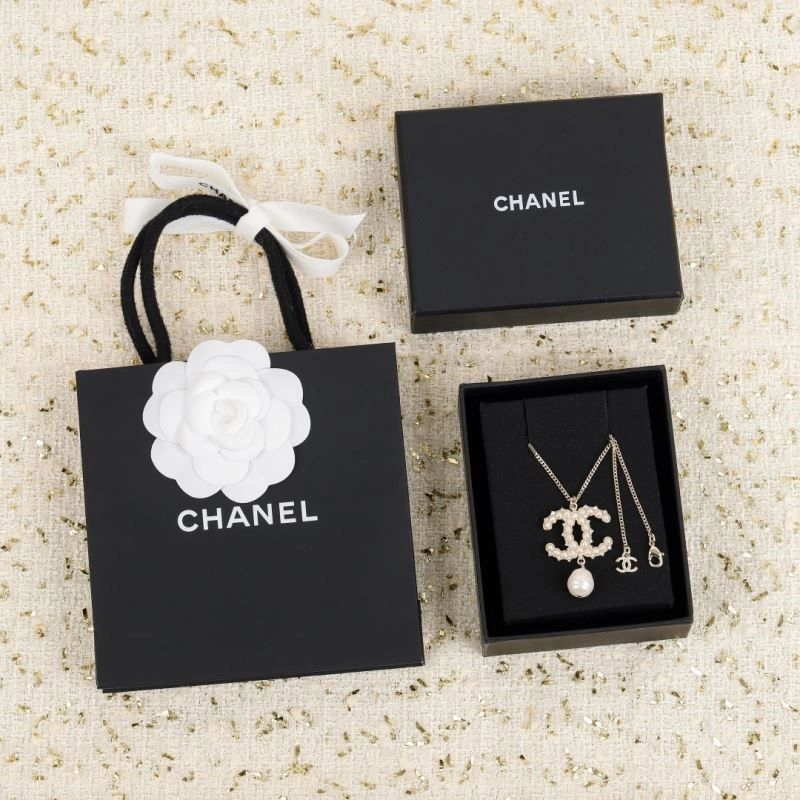 TechFriendly Chanel Necklaces 223328