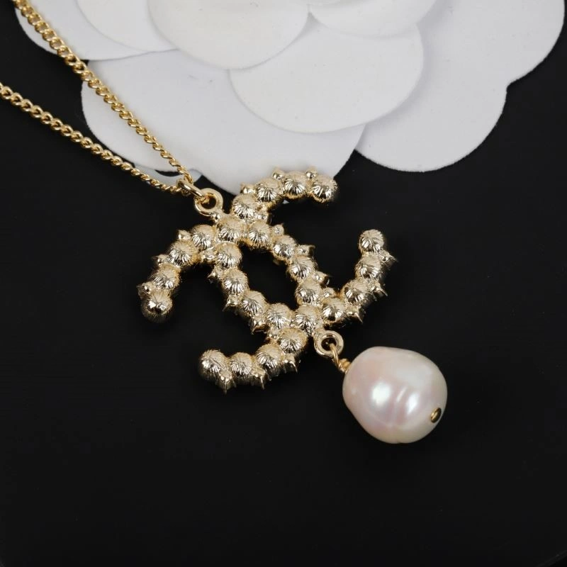 TechFriendly Chanel Necklaces 223328