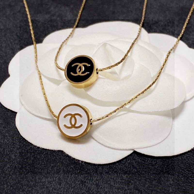 UrbanStyle Chanel Necklaces 223312