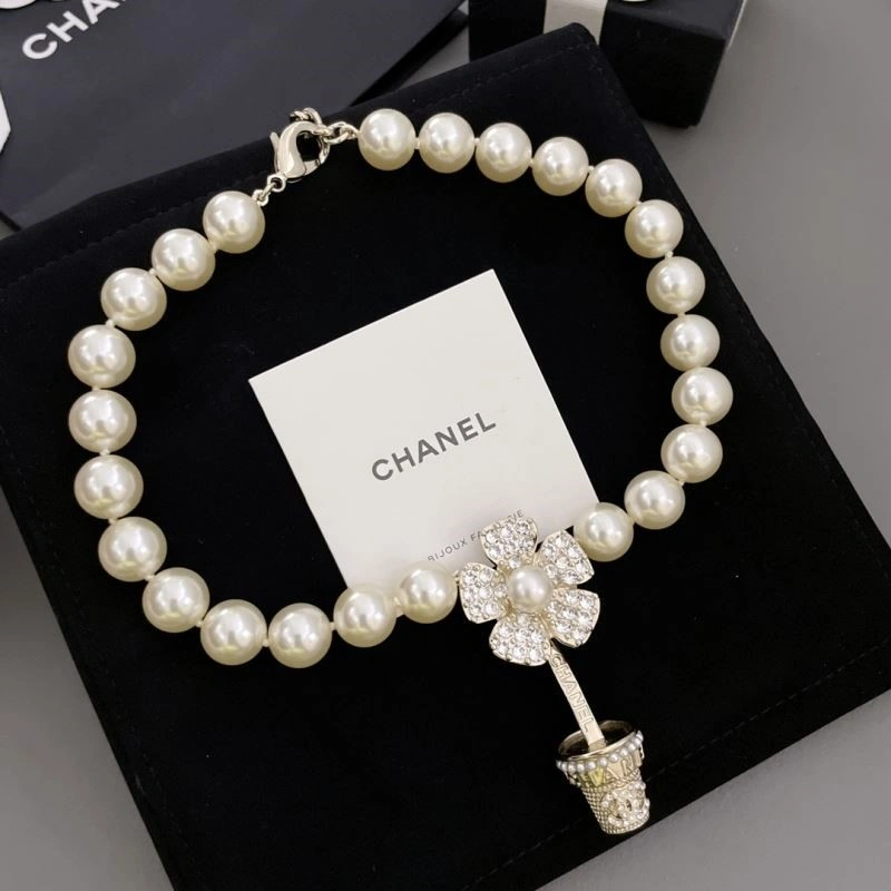 Cozy Chanel Necklaces 223302