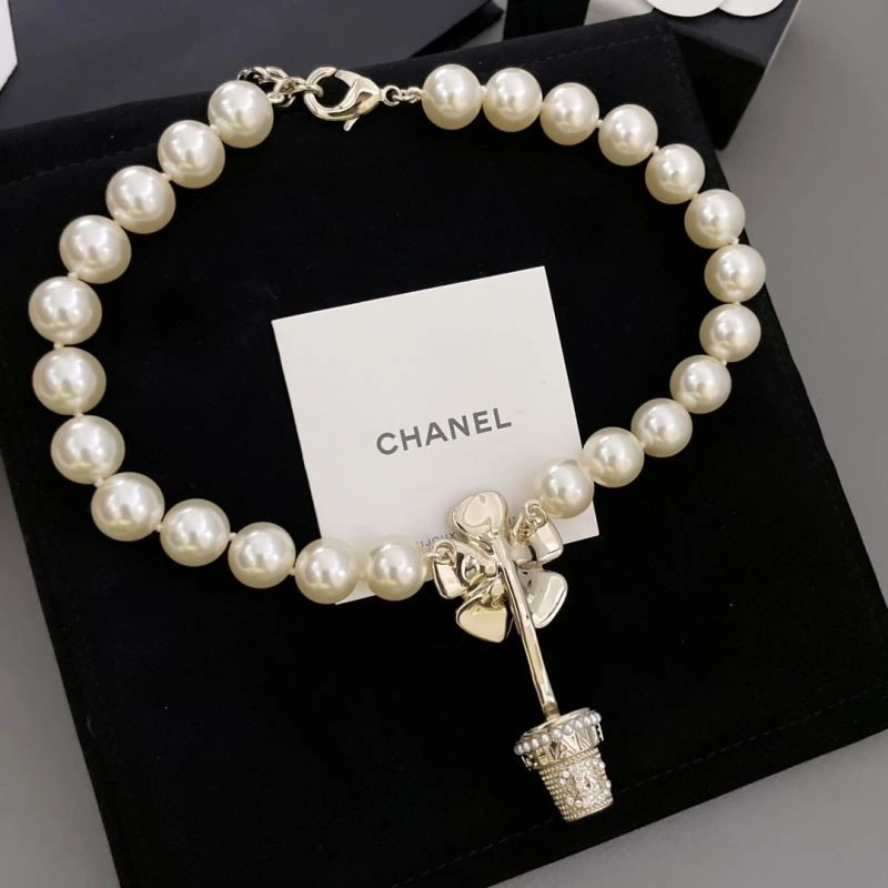 Cozy Chanel Necklaces 223302