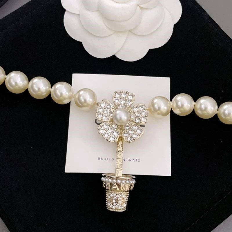 Cozy Chanel Necklaces 223302