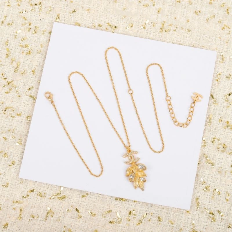 Chanel Necklaces Comfortable 223295