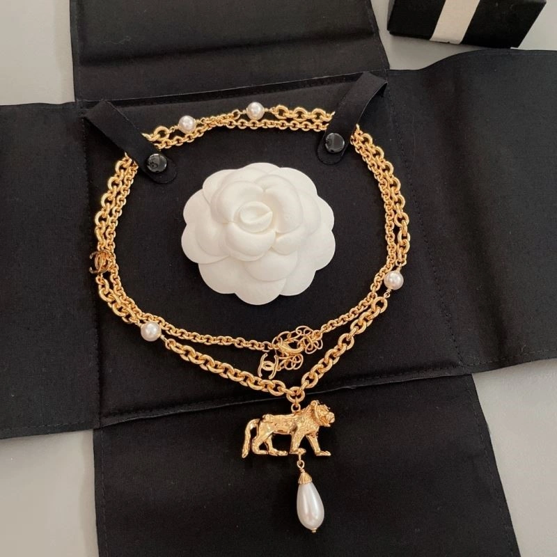 Comfortable Chanel Necklaces 223310