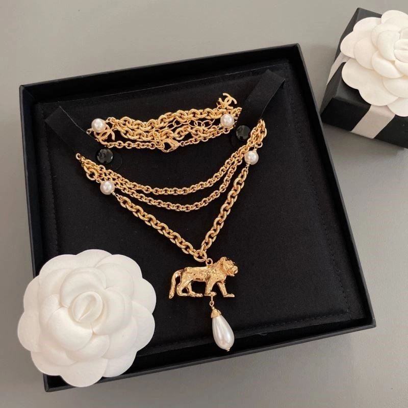 Comfortable Chanel Necklaces 223310
