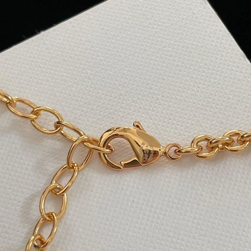 Comfortable Chanel Necklaces 223310