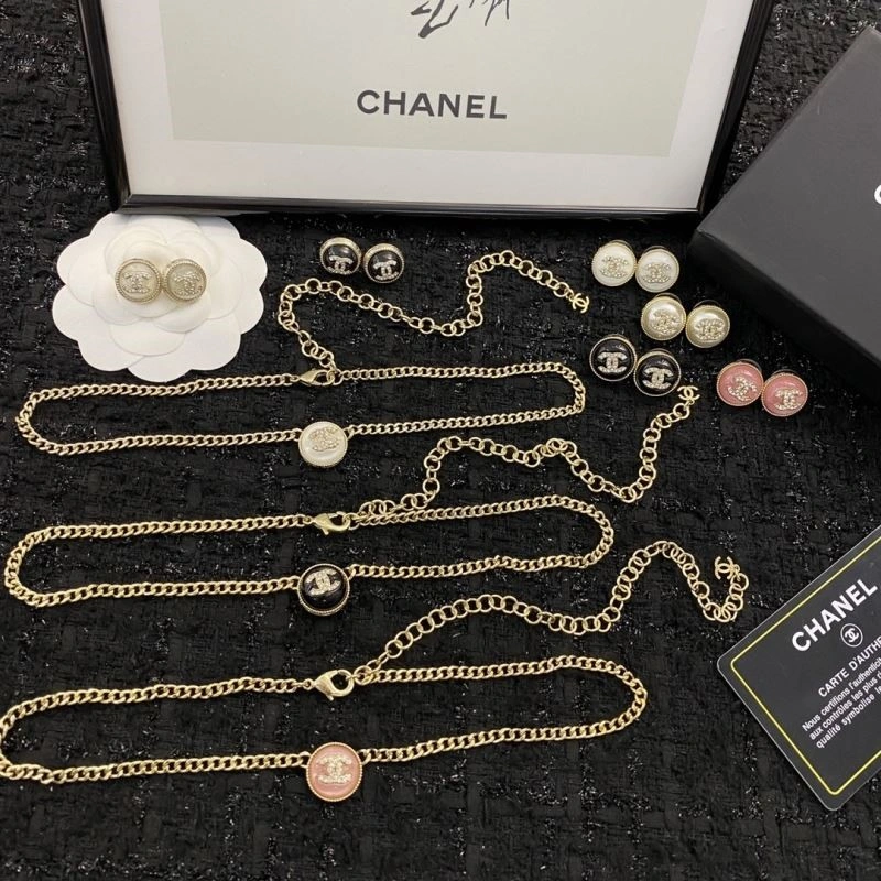 Chanel Necklaces Unique 223349