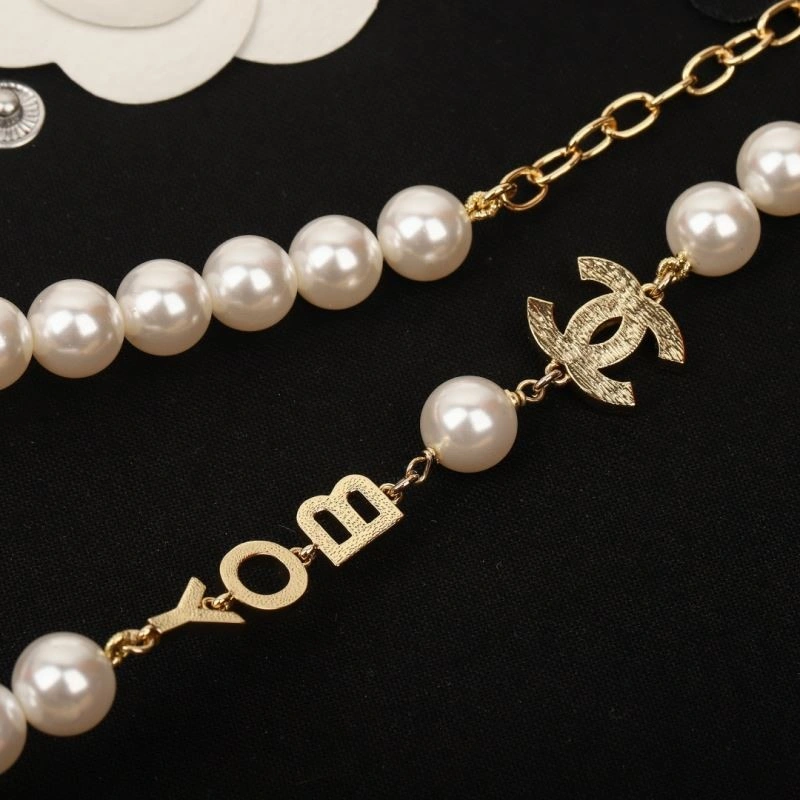 Snug Chanel Necklaces 223289