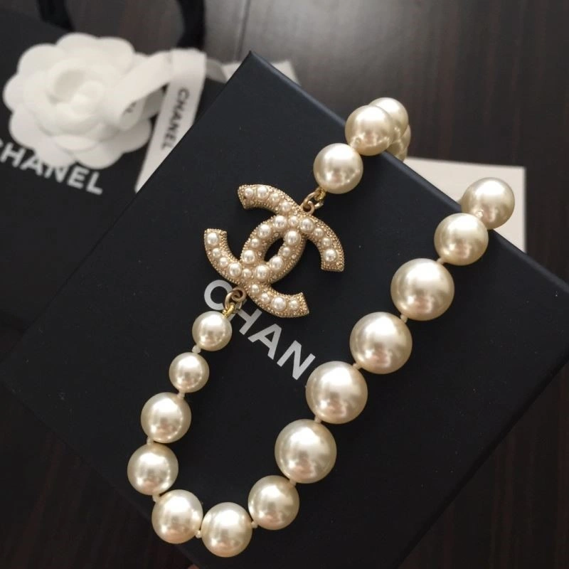 Resilient Chanel Necklaces 223300