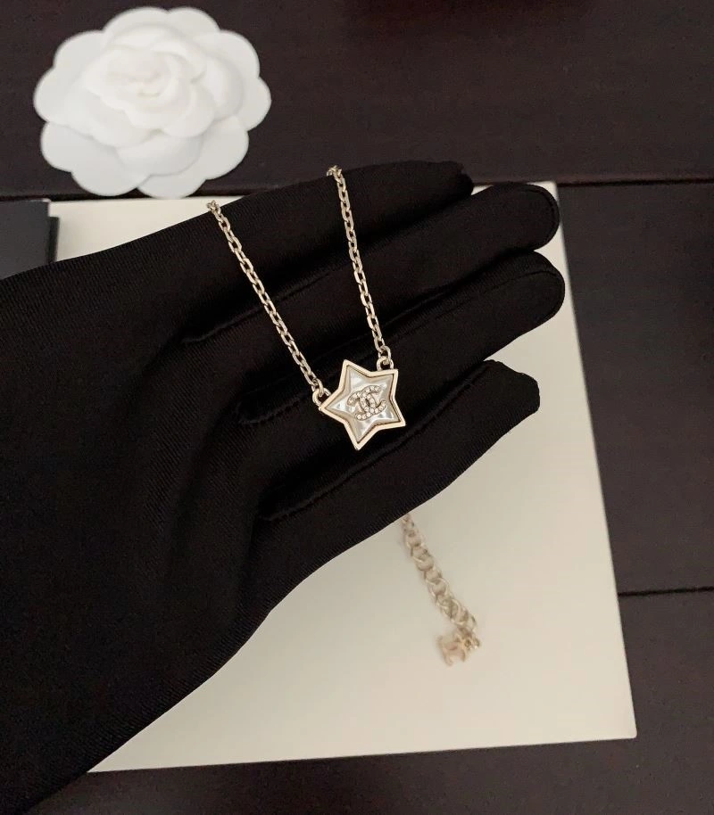Chanel Necklaces Soft 222285