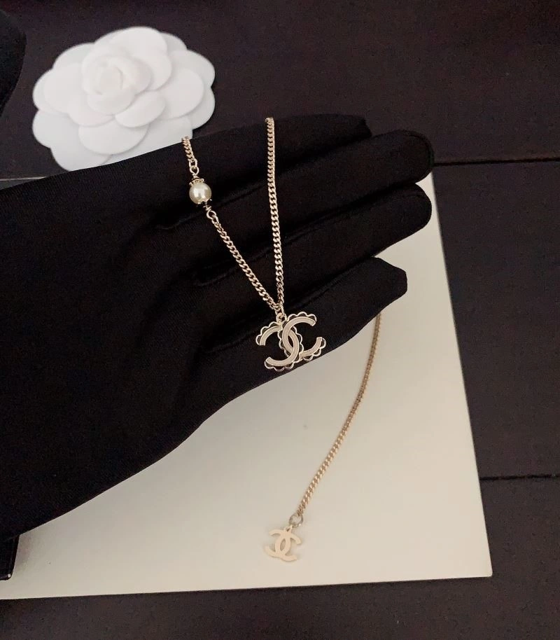 Chanel Necklaces Effortless 222284