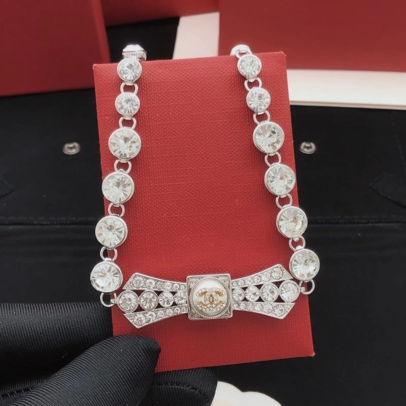 Timeless Chanel Necklaces 222303