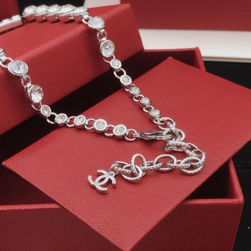 Timeless Chanel Necklaces 222303